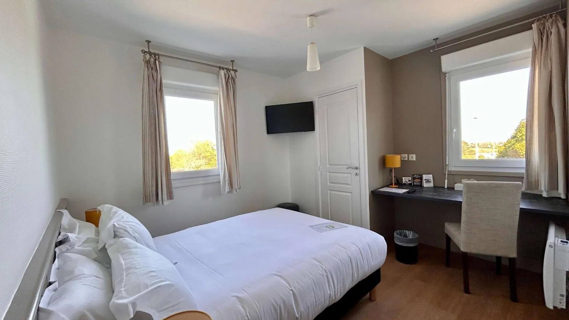 Brit Hotel Lannion-Perros Guirec