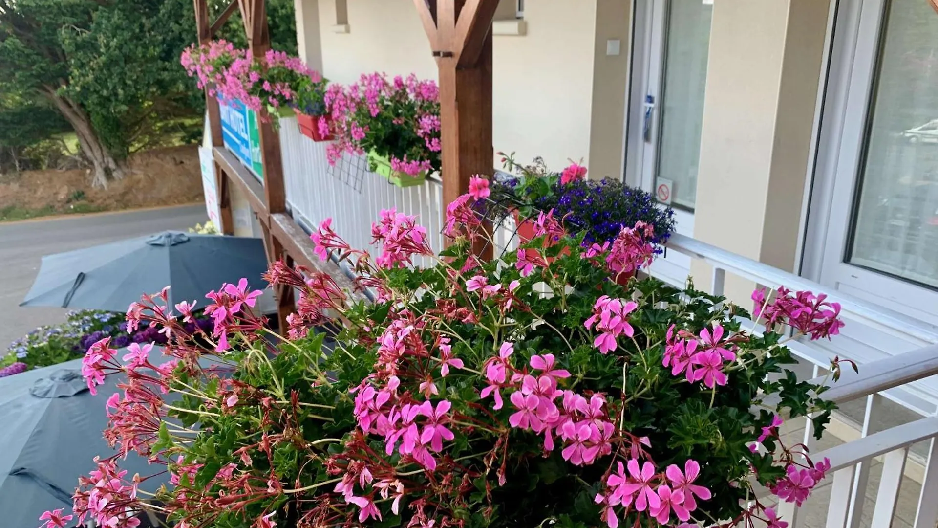 Brit Hotel Lannion-Perros Guirec