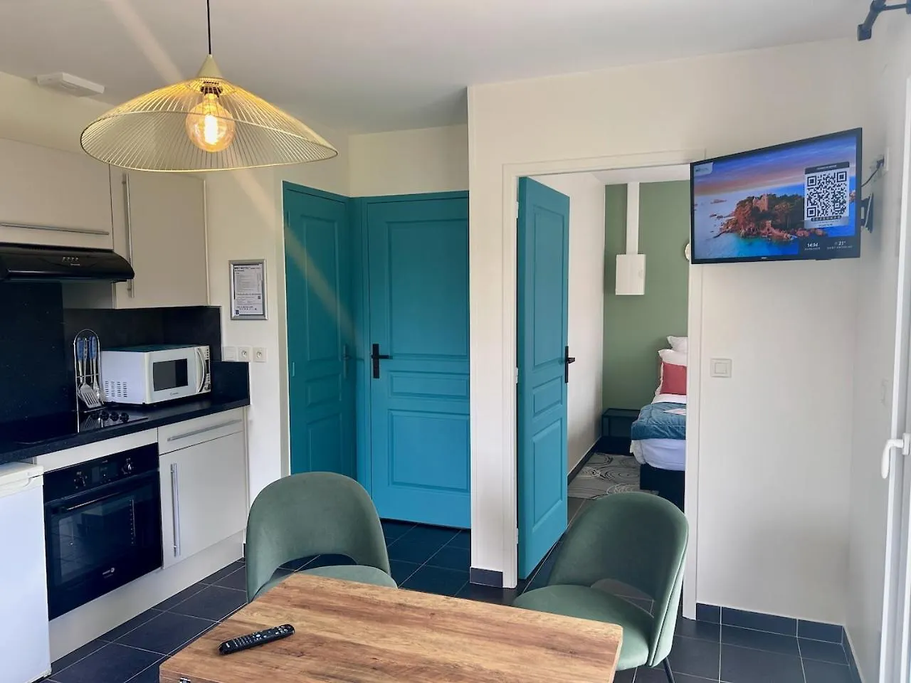 **  Brit Hotel Lannion-Perros Guirec France