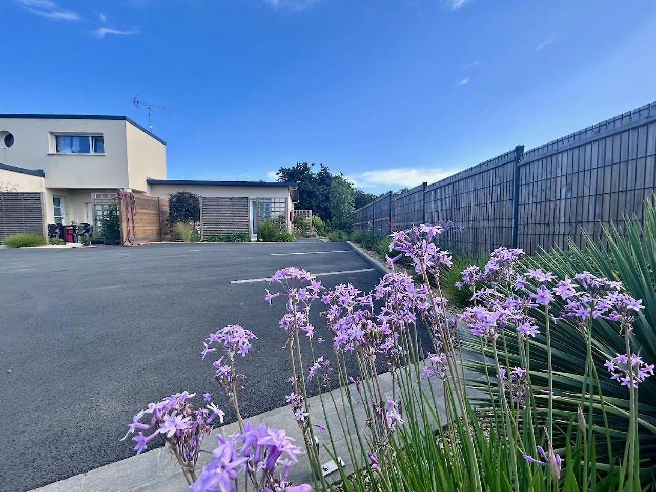 Brit Hotel Lannion-Perros Guirec