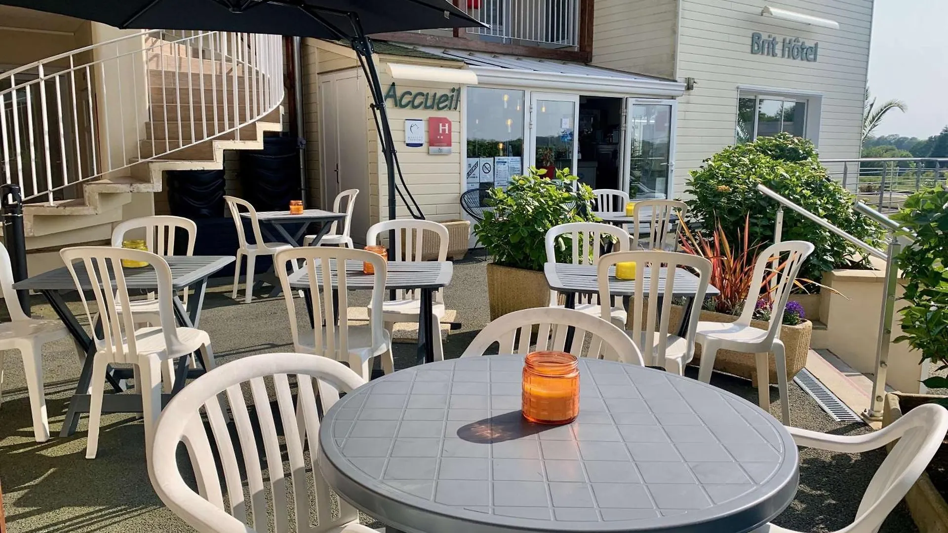Brit Hotel Lannion-Perros Guirec 2*, Lannion