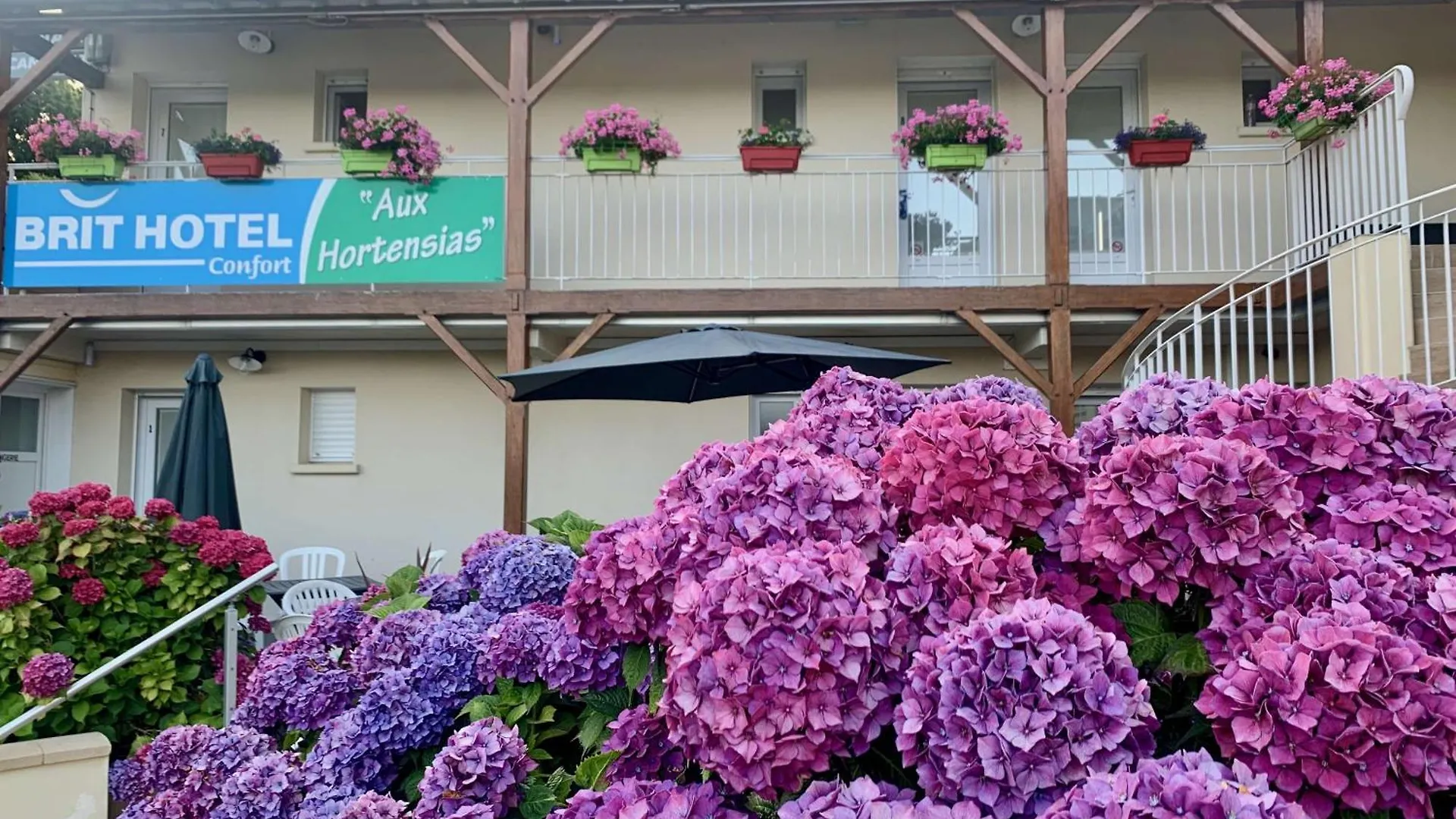 Brit Hotel Lannion-Perros Guirec