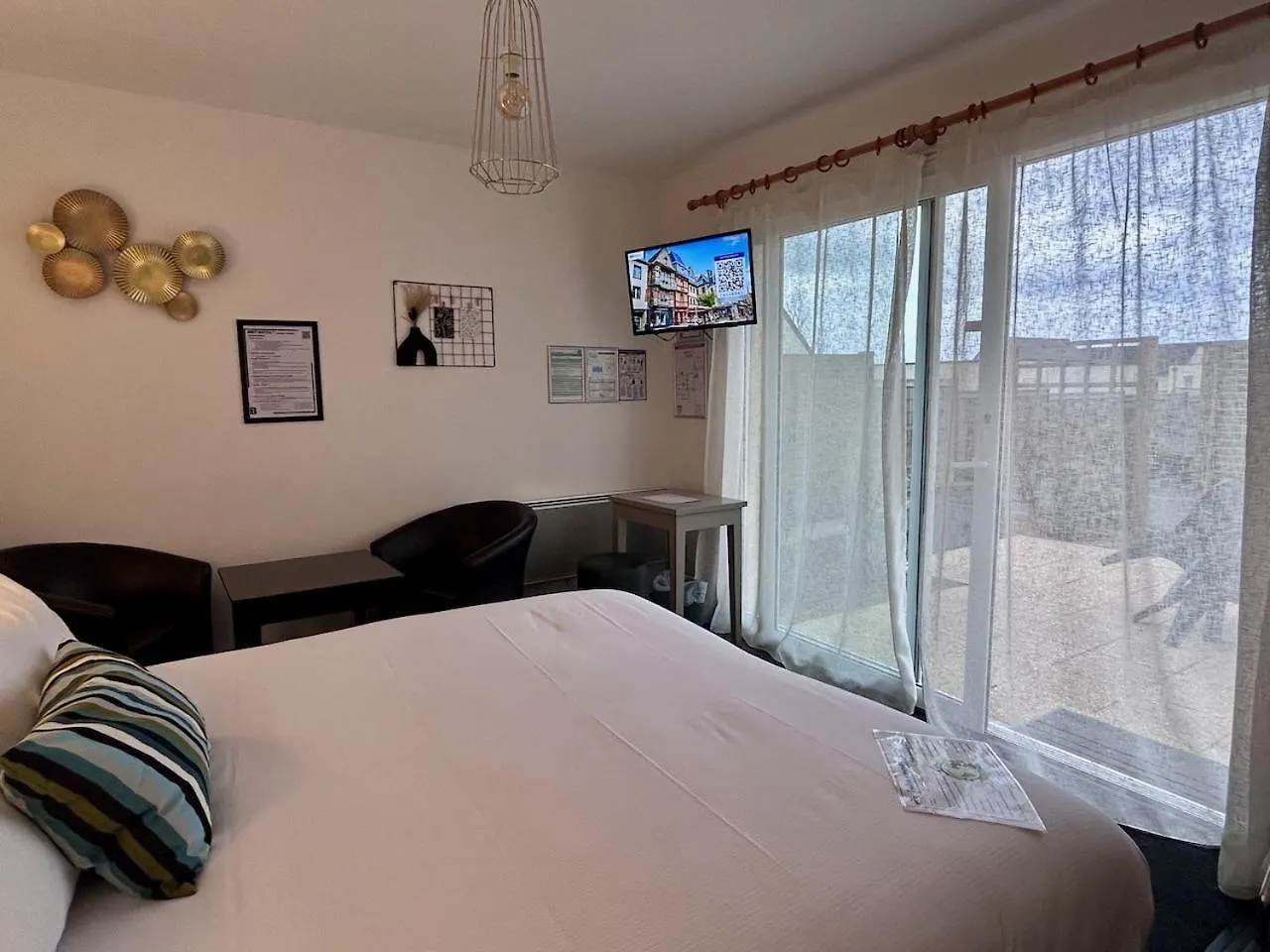 Brit Hotel Lannion-Perros Guirec 2*, Lannion Francia